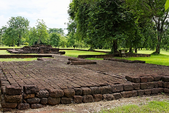 36-Prang Song Phi Nong-002